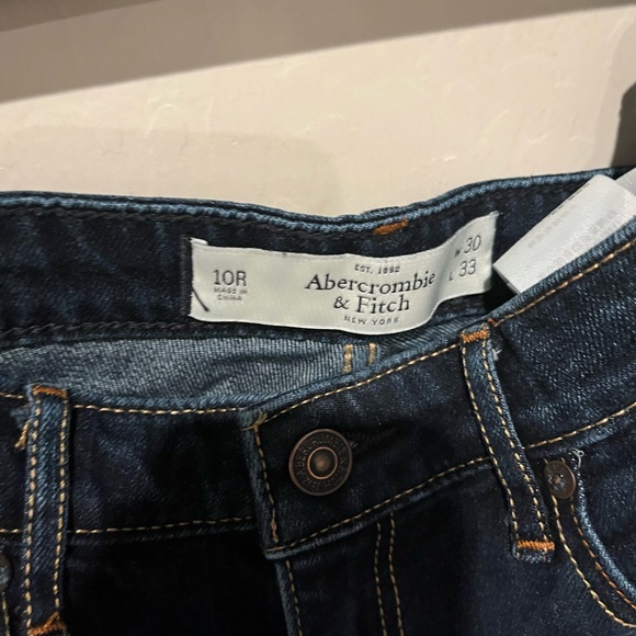 Abercrombie & Fitch Women’s Dark Wash Mid Rise Skinny Bootcut Jeans Size 10R - Picture 4 of 5